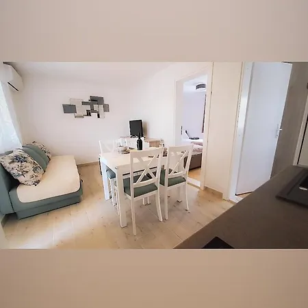 דירה Two Bedroom Bambi ויר